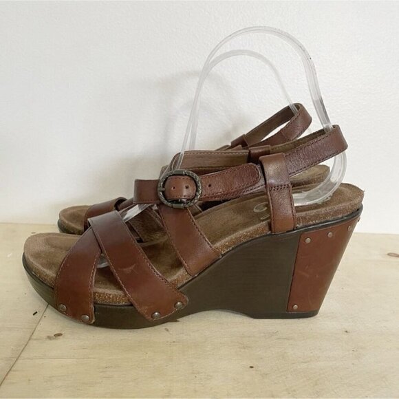 Dansko Size 40 10 Wedge Sandal Comfort Shoe Brown Strappy - Picture 6 of 8